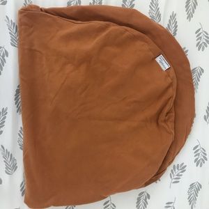 Snuggle me ember cover